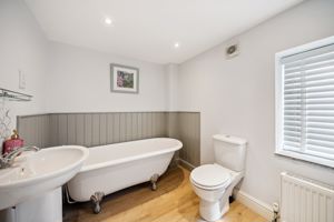 En suite- click for photo gallery